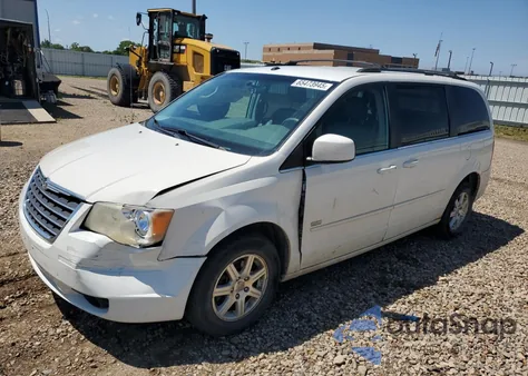 2008 Chrysler Town & Country Touring из США, поврежденный, VIN 2A8HR54P78R737106